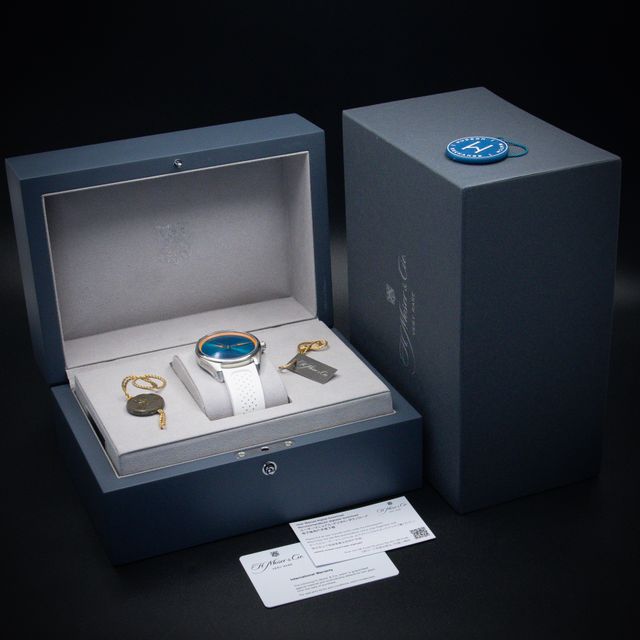 H. Moser and Cie Pioneer 3201-1202 Image 6